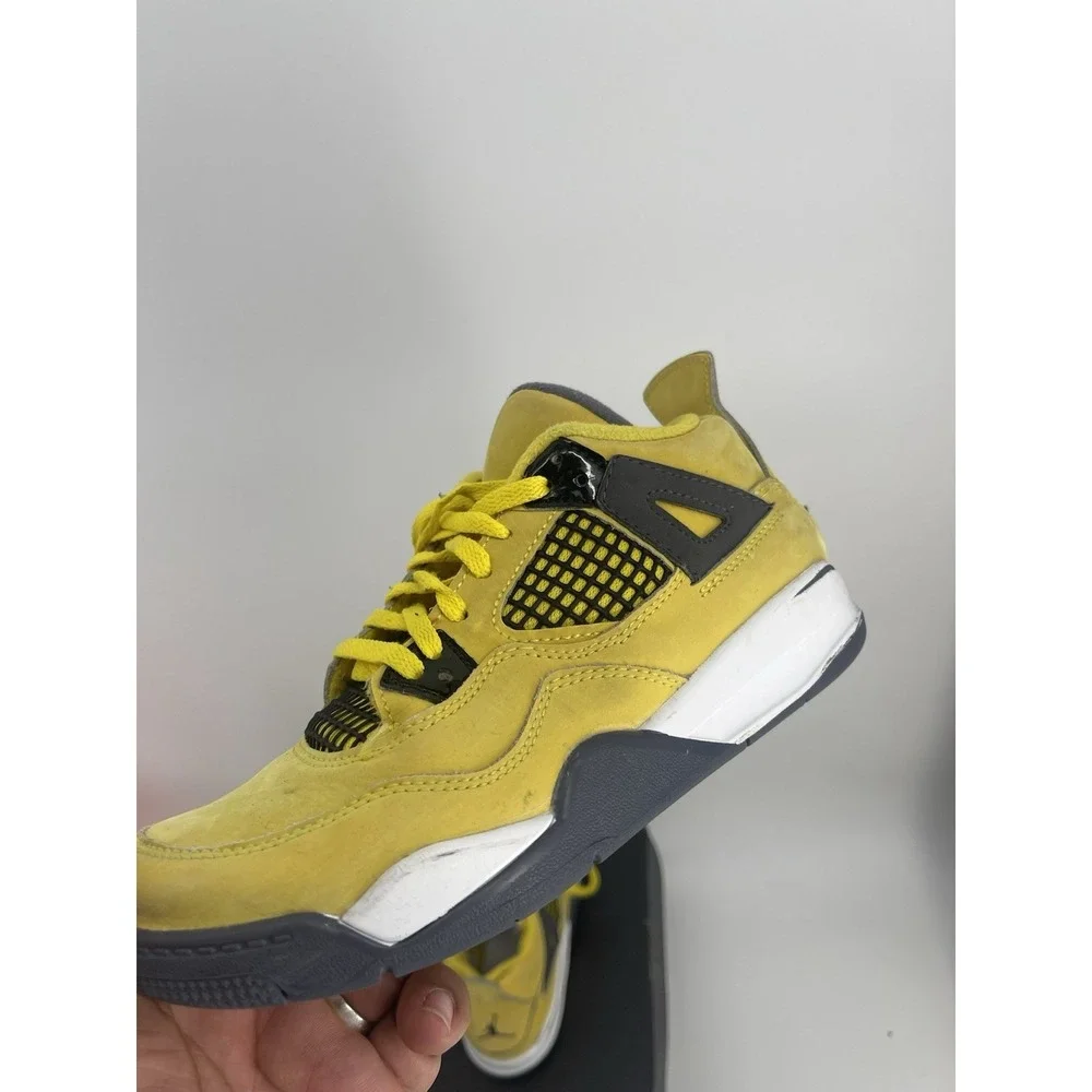 Size 2Y US -‎ Air Jordan 4 Retro Tour Yellow Boys